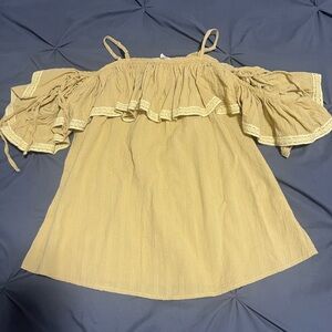 Easel Boho top Yellow Off-Shoulder EUC